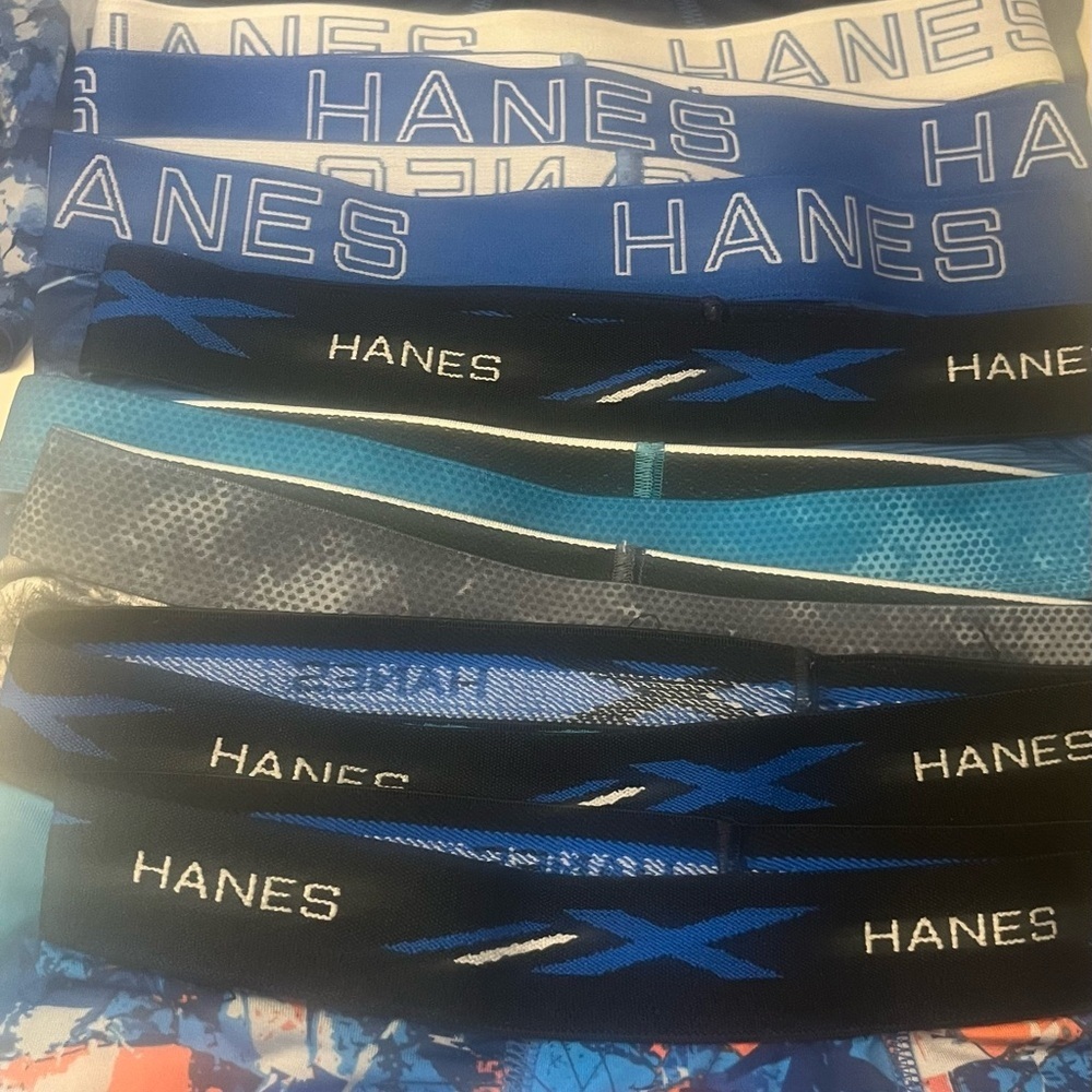 Hanes Performance Boxer Briefs - 13 Pair Boys L (10) - Picture 2 of 2